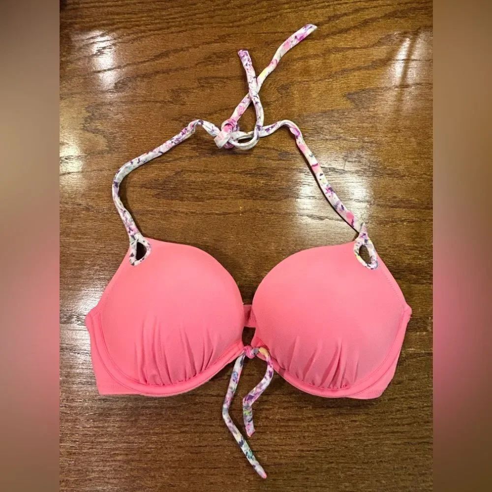 Victoria’s Secret swim top